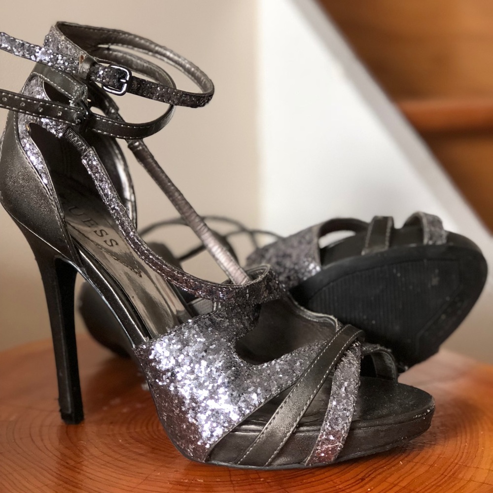 Heels - Picture 2 of 2
